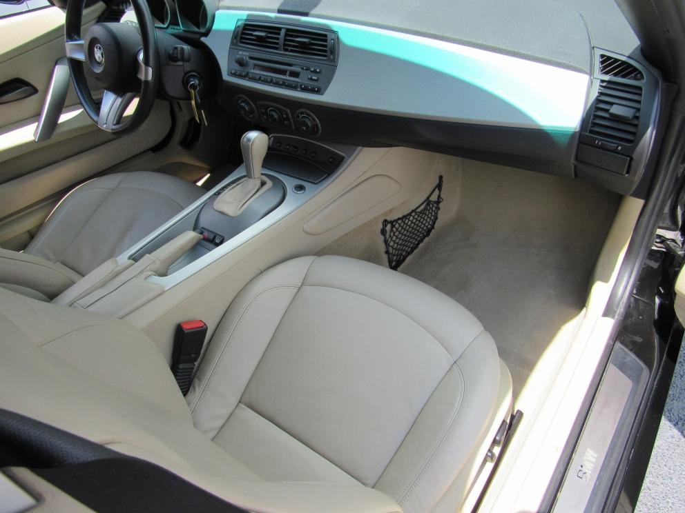 Image for 2003 BMW Z4 3.0 Premium Former Certified Pre-Owned