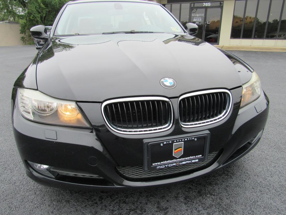 Image for 2009 BMW 328i xDrive 6-Speed Manual 1 Owner!