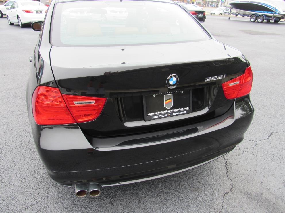 Image for 2009 BMW 328i xDrive 6-Speed Manual 1 Owner!