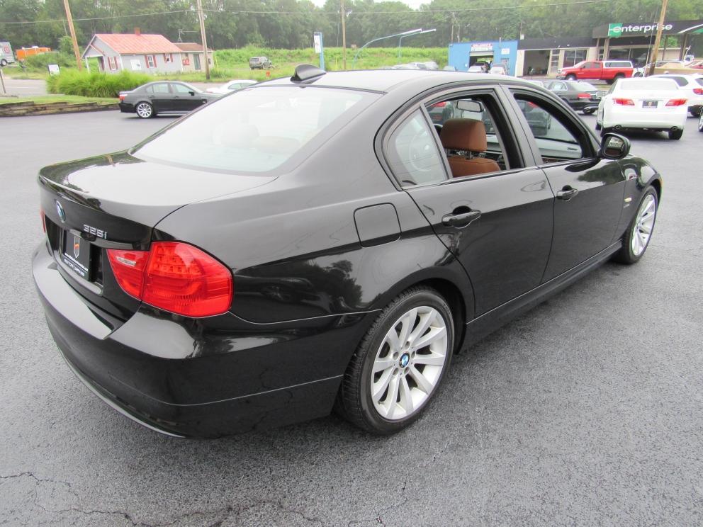 Image for 2009 BMW 328i xDrive 6-Speed Manual 1 Owner!