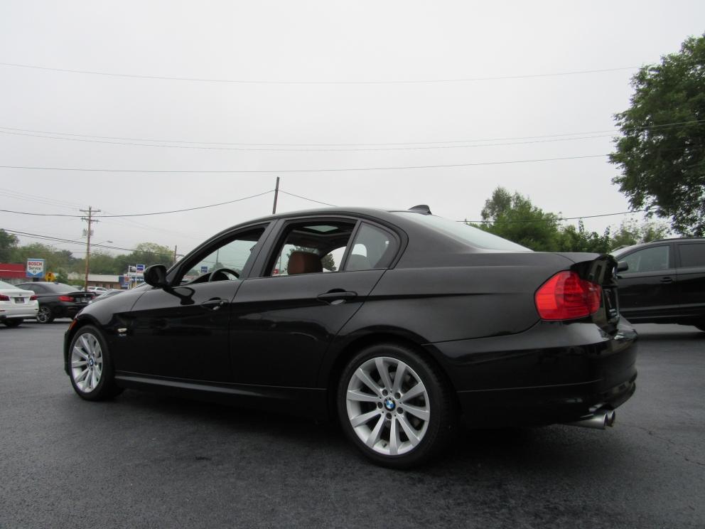 Image for 2009 BMW 328i xDrive 6-Speed Manual 1 Owner!