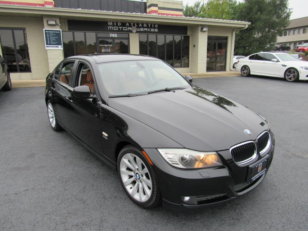 Image for 2009 BMW 328i xDrive 6-Speed Manual 1 Owner!