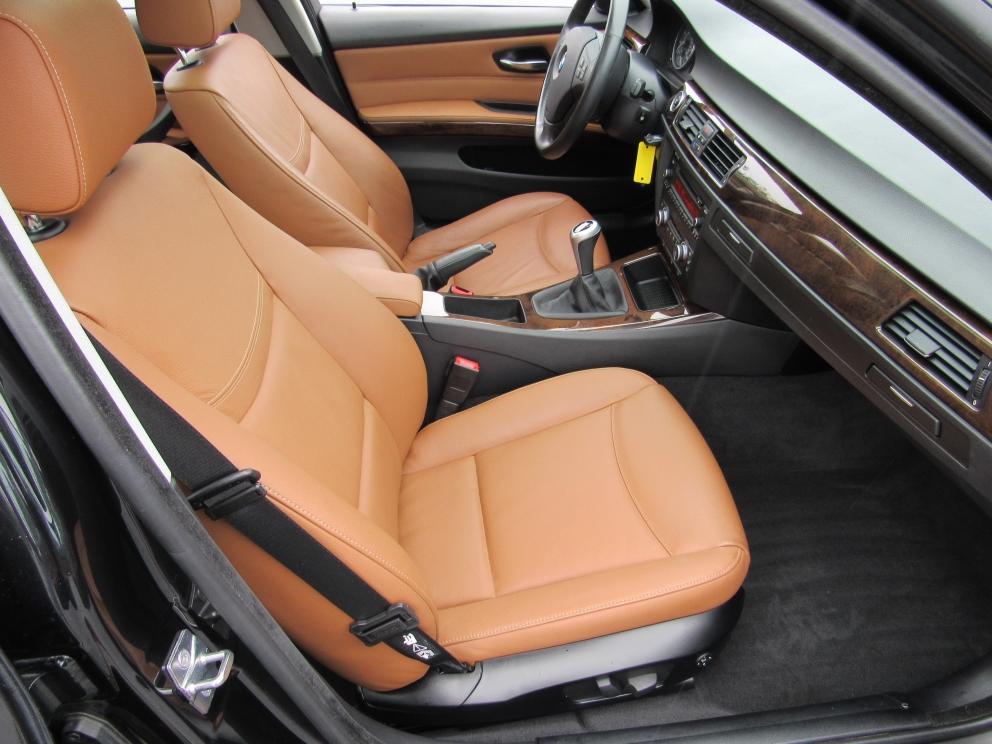 Image for 2009 BMW 328i xDrive 6-Speed Manual 1 Owner!