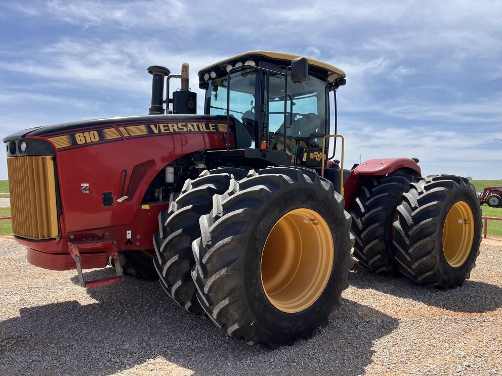 Image for 2017 Versatile 610