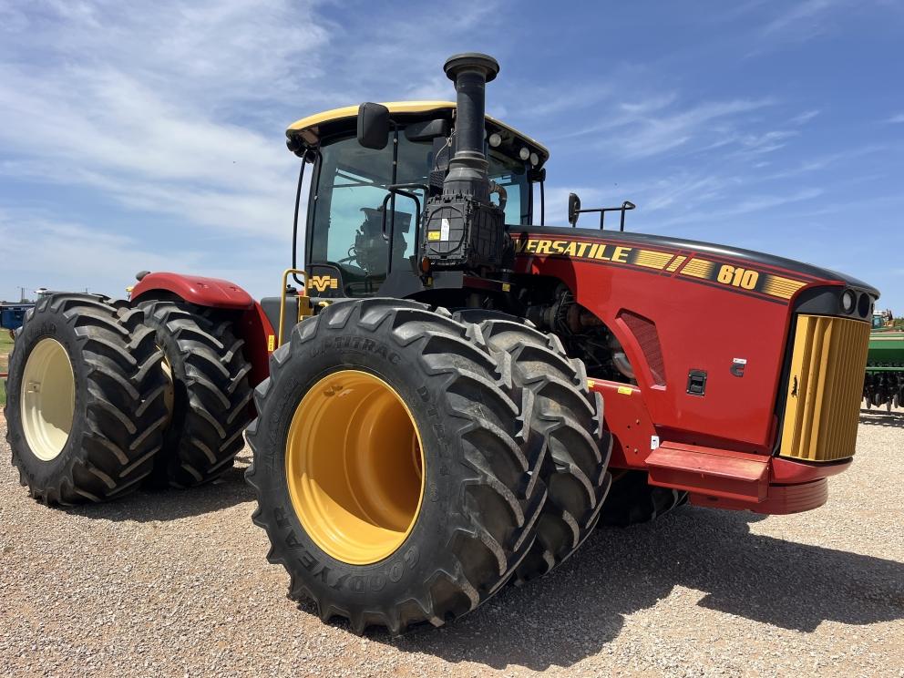 Image for 2017 Versatile 610