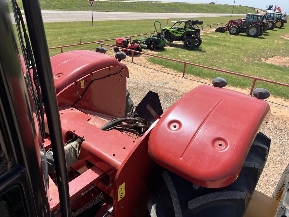 Image for 2017 Versatile 610