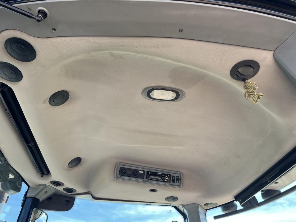 Image for 2017 Versatile 610