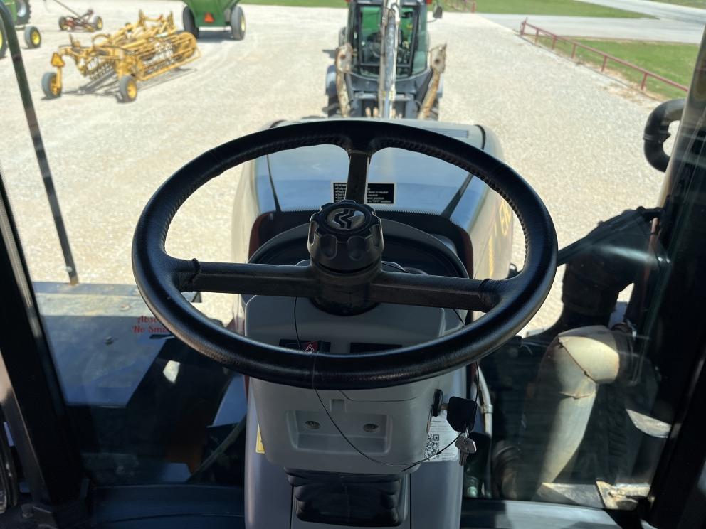 Image for 2017 Versatile 610