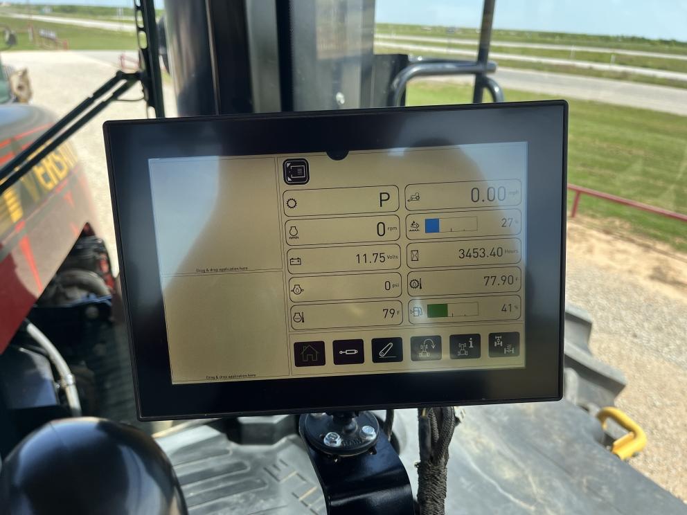 Image for 2017 Versatile 610