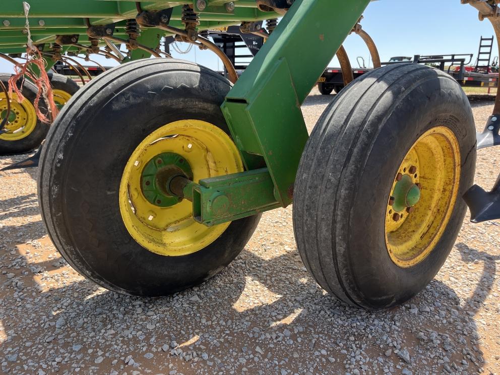 Image for 1998 John Deere 980