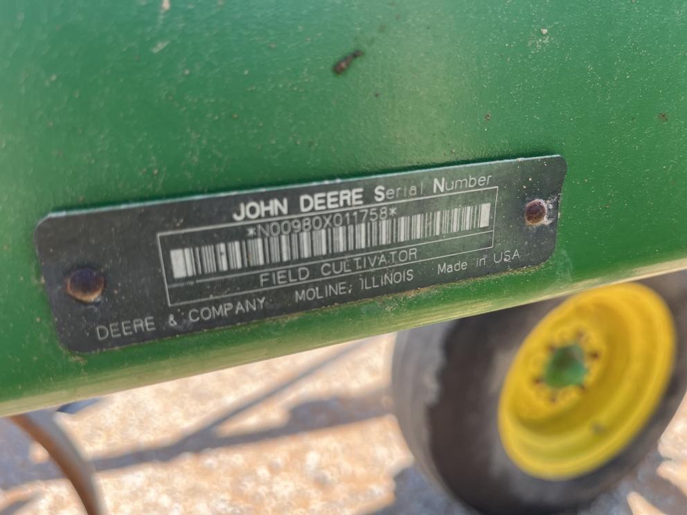 Image for 1998 John Deere 980