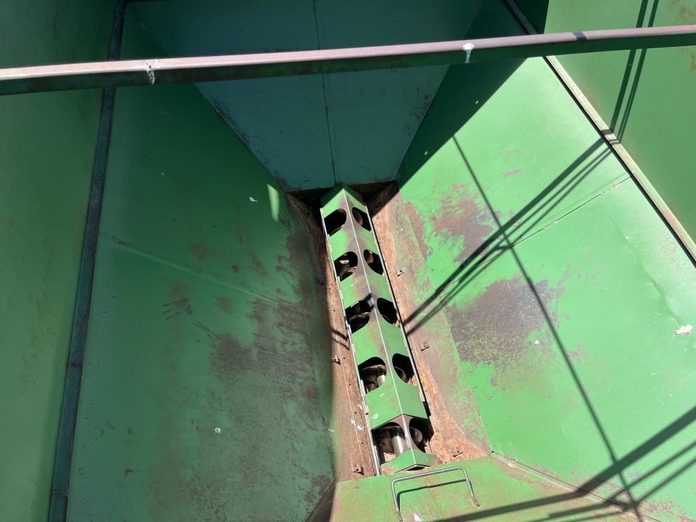 Image for John Deere 400