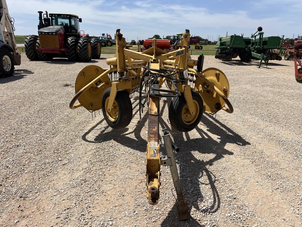 Image for 2008 Vermeer R2300