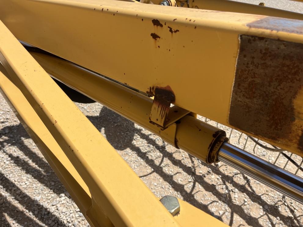 Image for 2008 Vermeer R2300