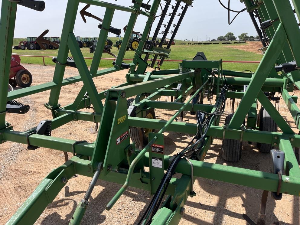Image for 1997 John Deere 980