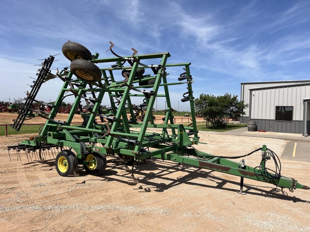 Image for 1997 John Deere 980