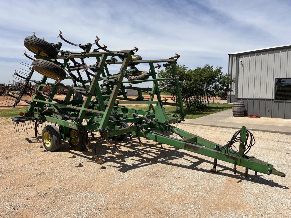 Image for 1993 John Deere 980