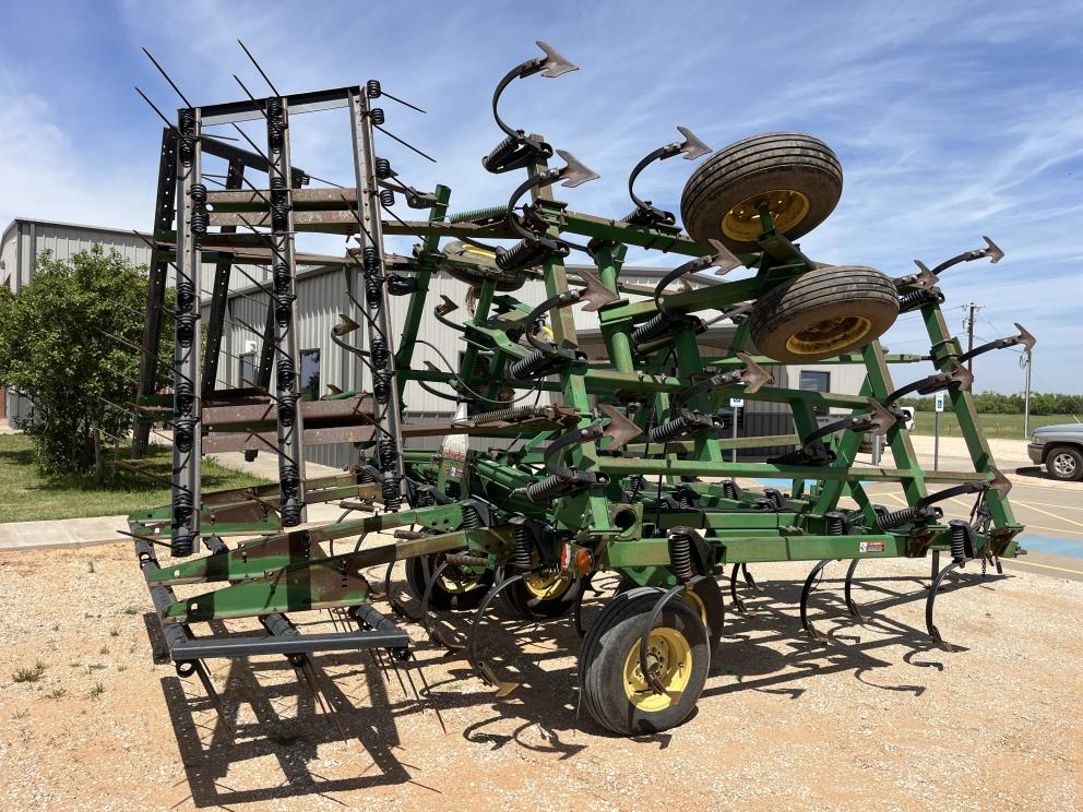 Image for 1993 John Deere 980