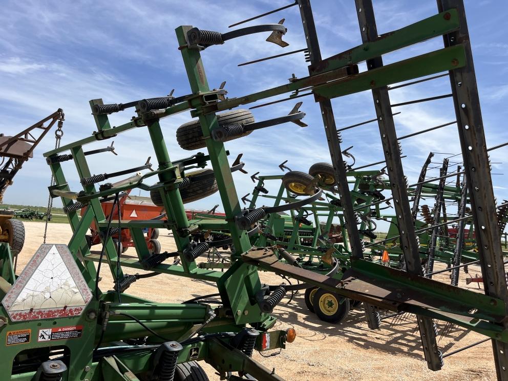 Image for 1993 John Deere 980