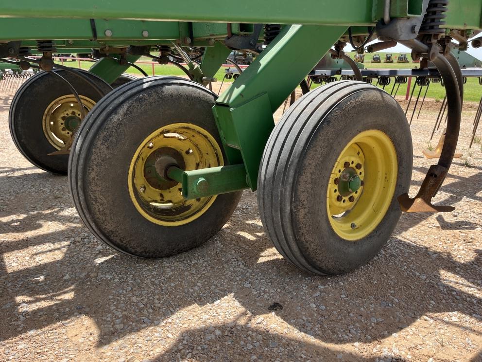 Image for 1993 John Deere 980