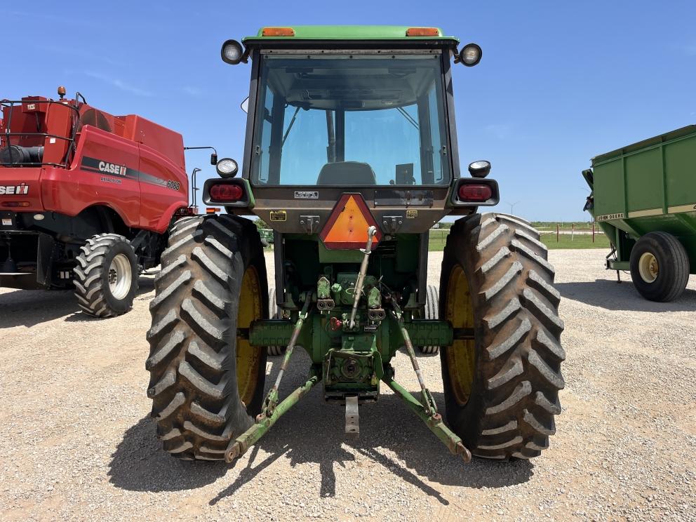 Image for 1979 John Deere 4240