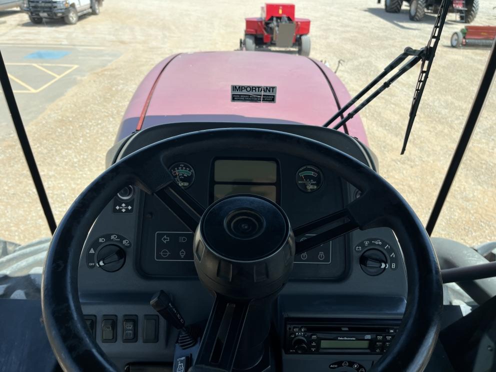 Image for 2005 Buhler-Versatile 2425