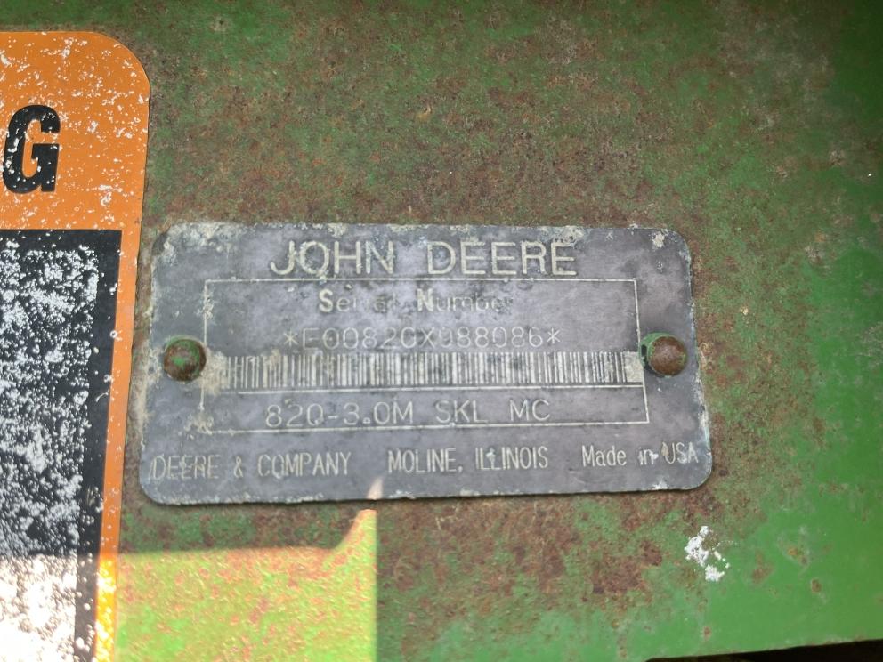 Image for 1997 John Deere 820