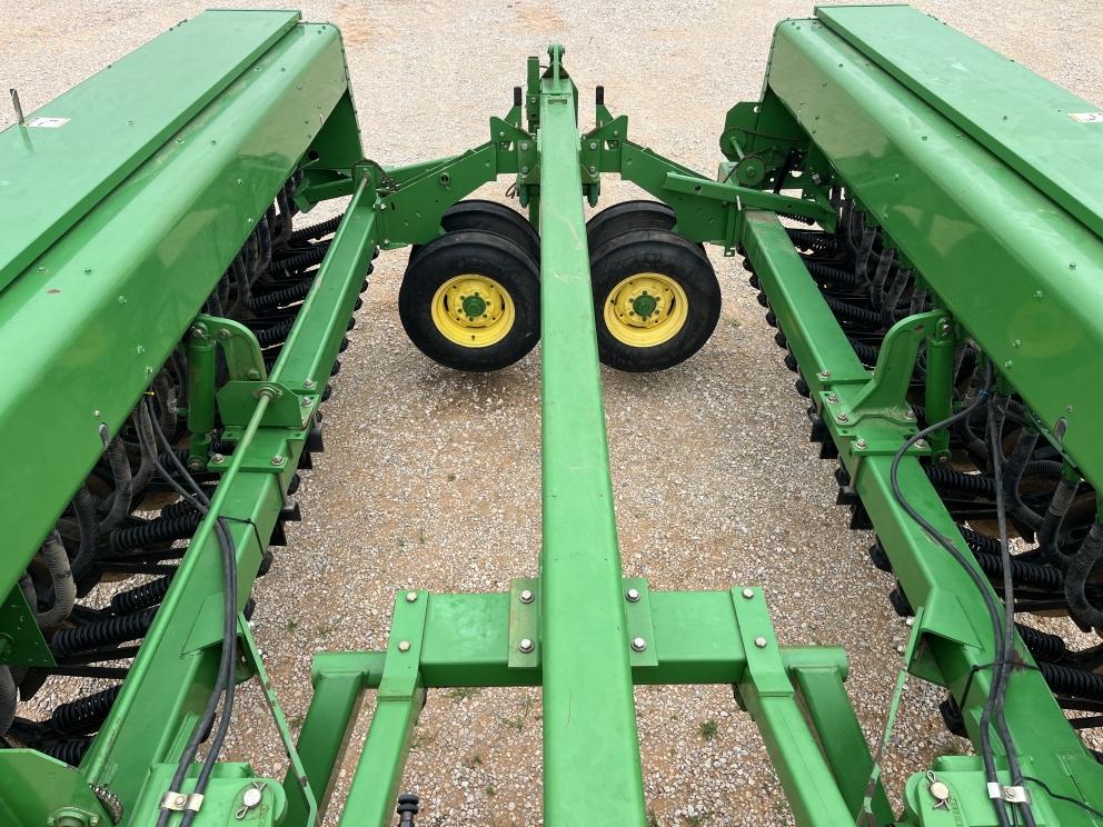 Image for 2008 John Deere 455