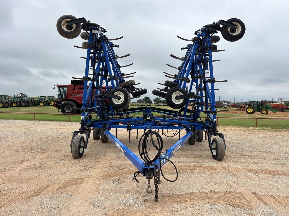 Image for 2014 New Holland ST830