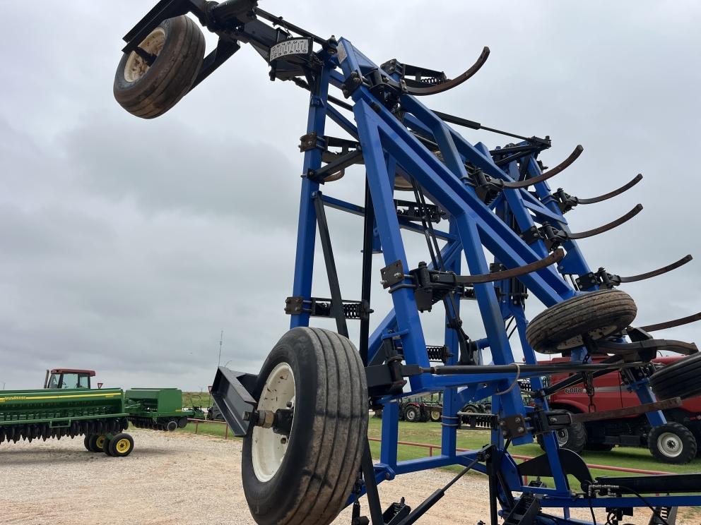 Image for 2014 New Holland ST830