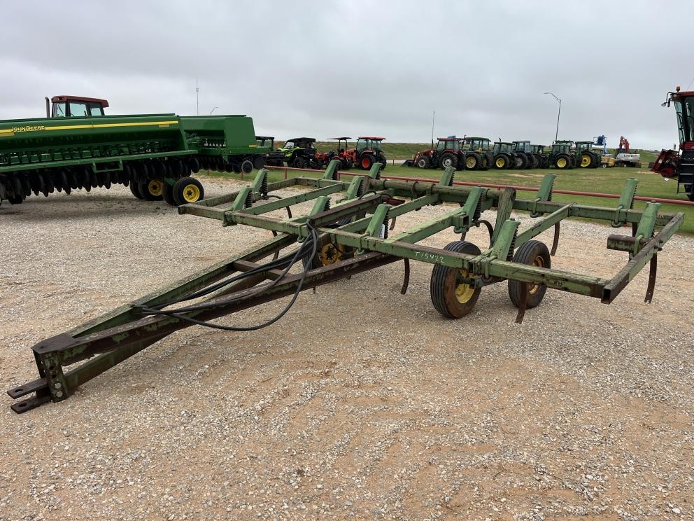 Image for John Deere 1600