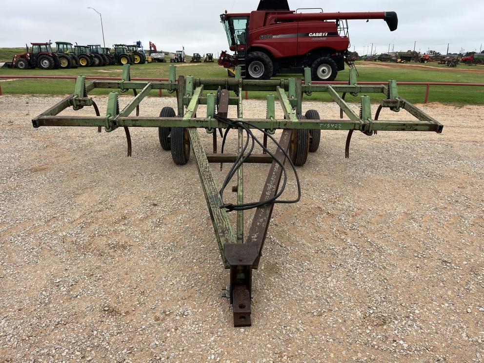 Image for John Deere 1600