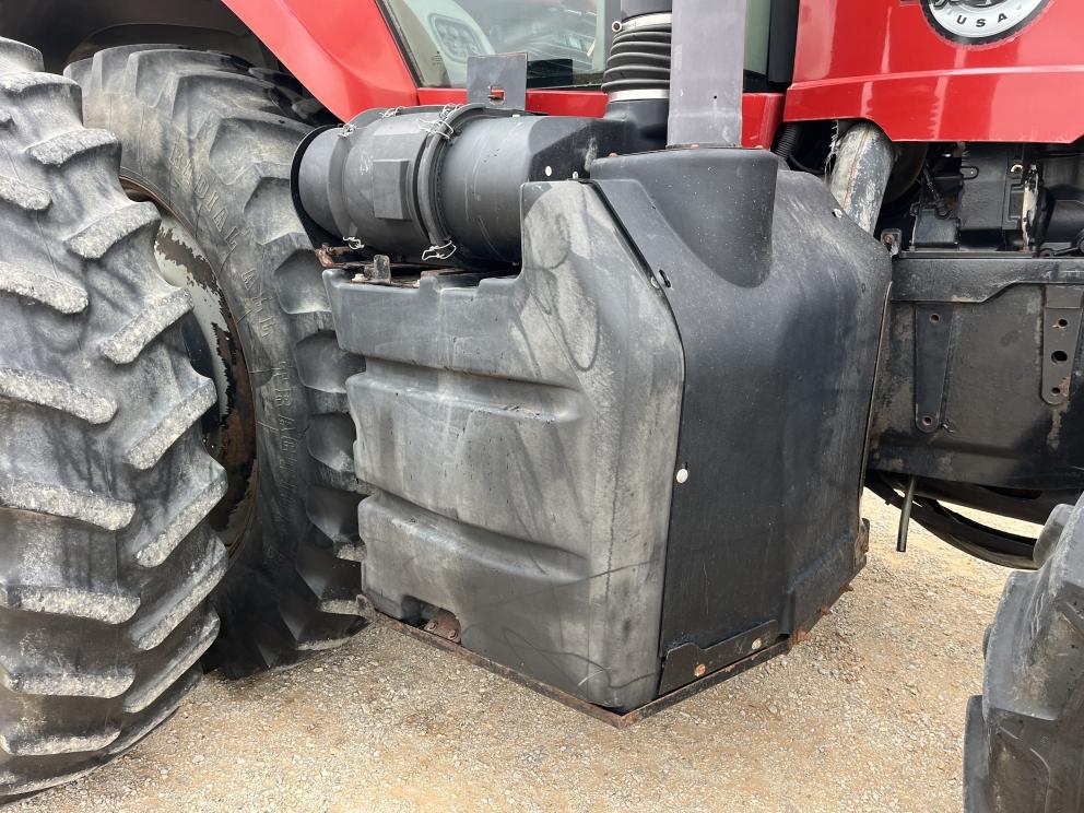 Image for 2013 Case IH MAGNUM 235