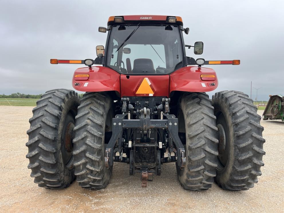 Image for 2013 Case IH MAGNUM 235