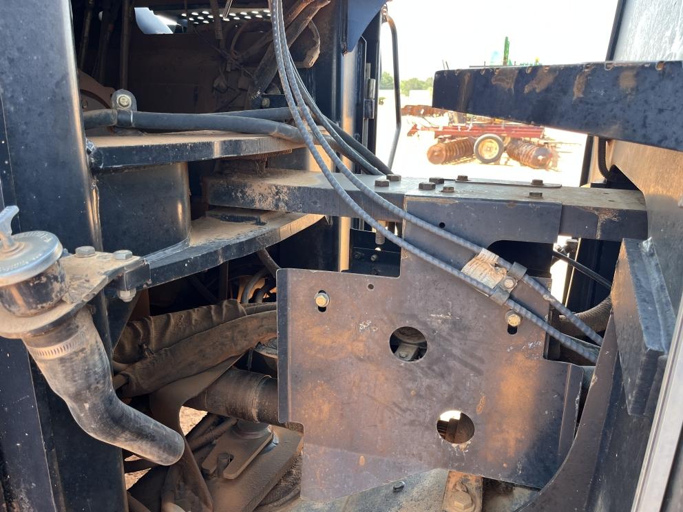 Image for 2002 New Holland TJ375