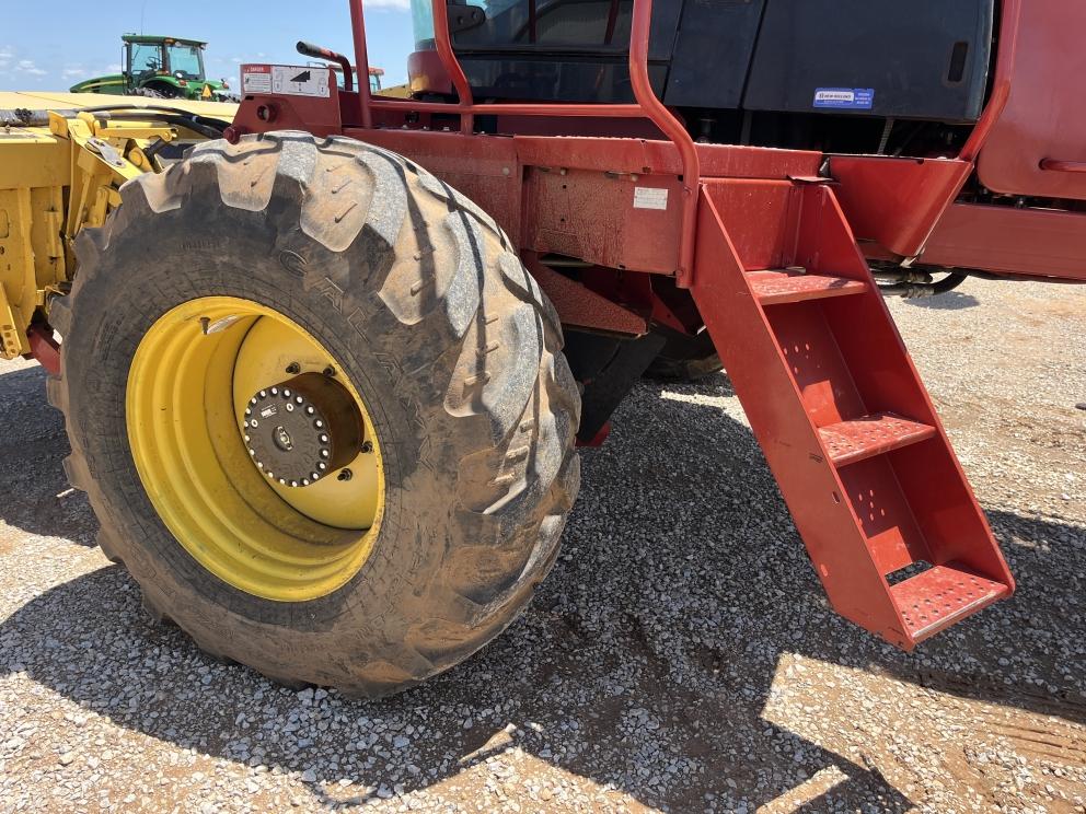 Image for 2009 New Holland H8060