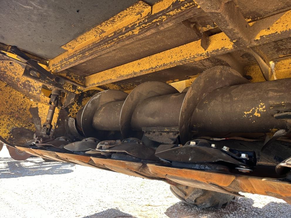 Image for 2009 New Holland H8060