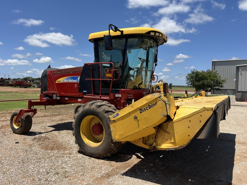 Image for 2009 New Holland H8060