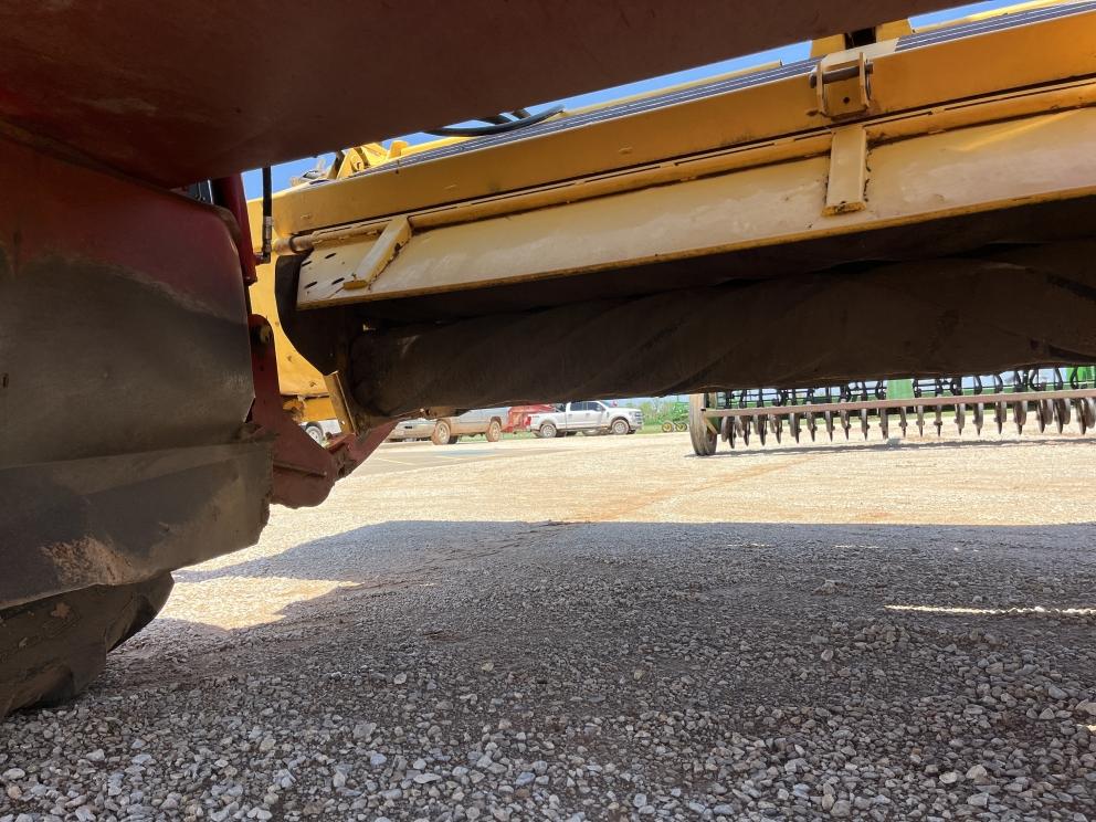 Image for 2009 New Holland H8060