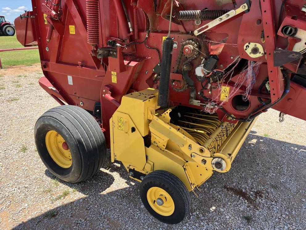 Image for 2016 New Holland ROLL-BELT 460