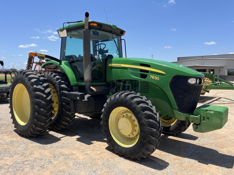 Image for 2008 John Deere 7830