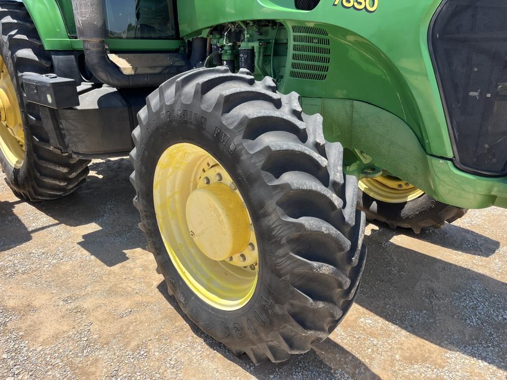 Image for 2008 John Deere 7830