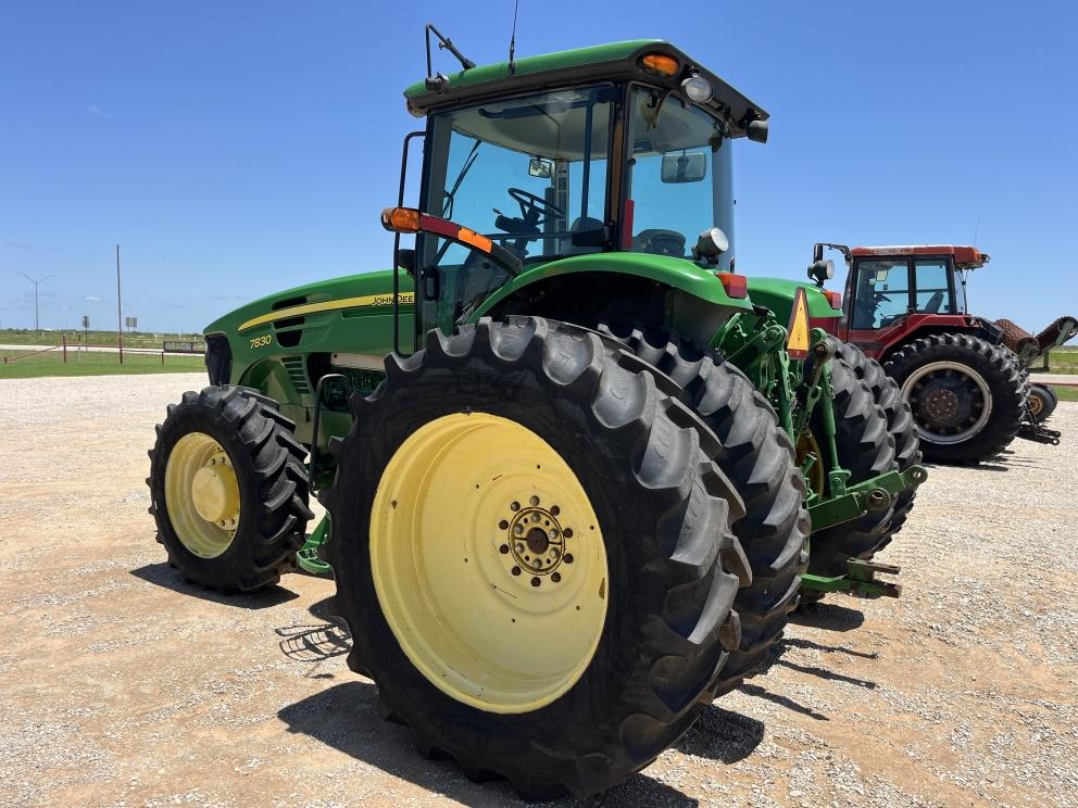 Image for 2008 John Deere 7830