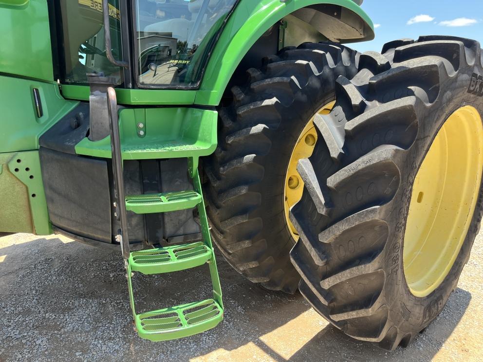 Image for 2008 John Deere 7830