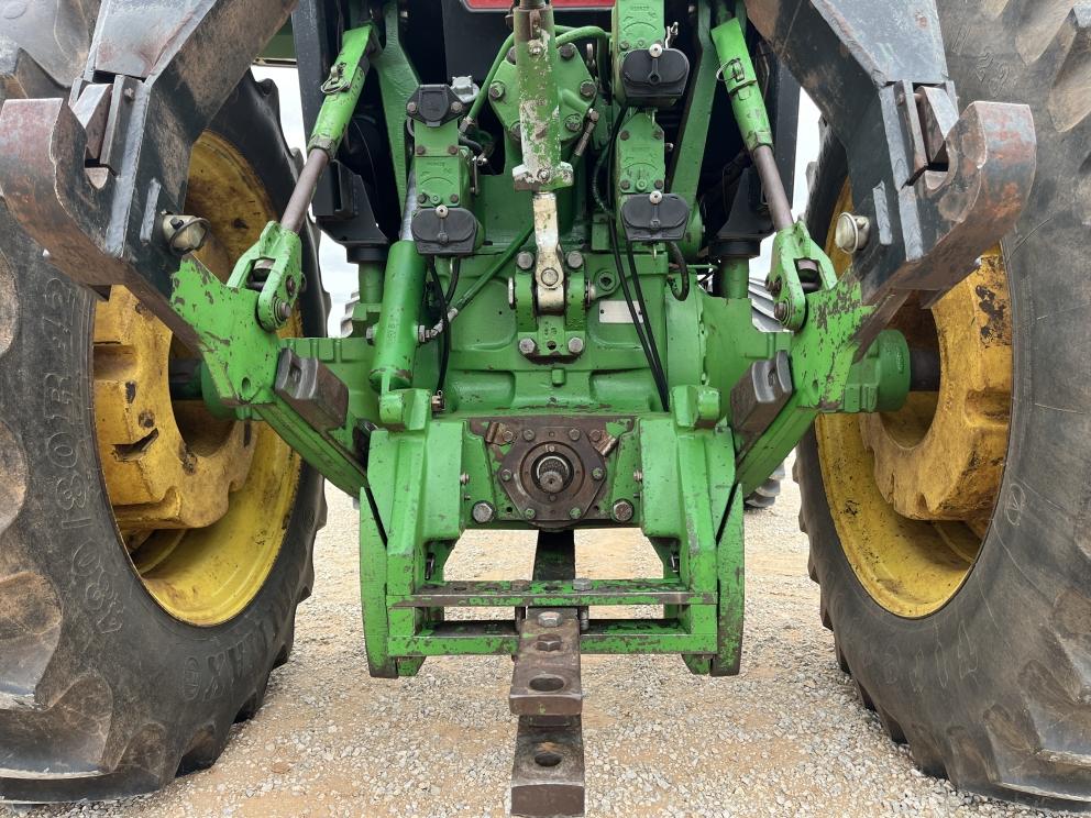 Image for 1991 John Deere 4755