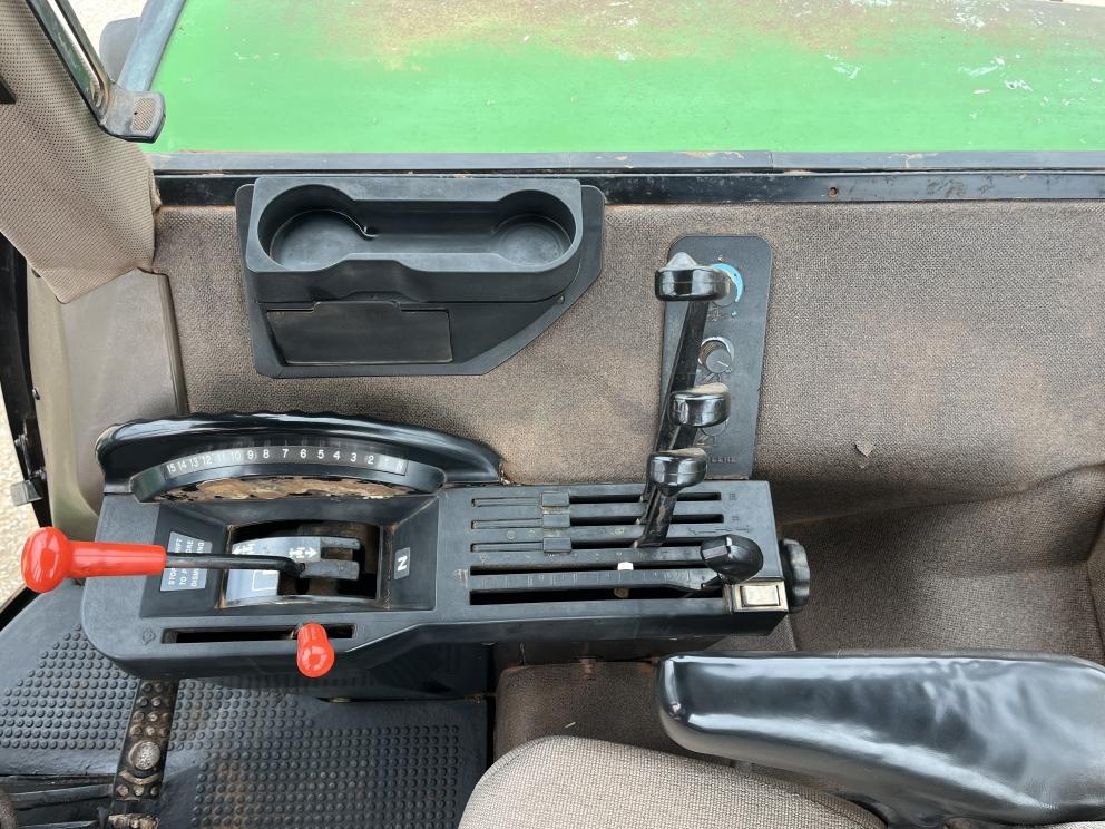 Image for 1991 John Deere 4755