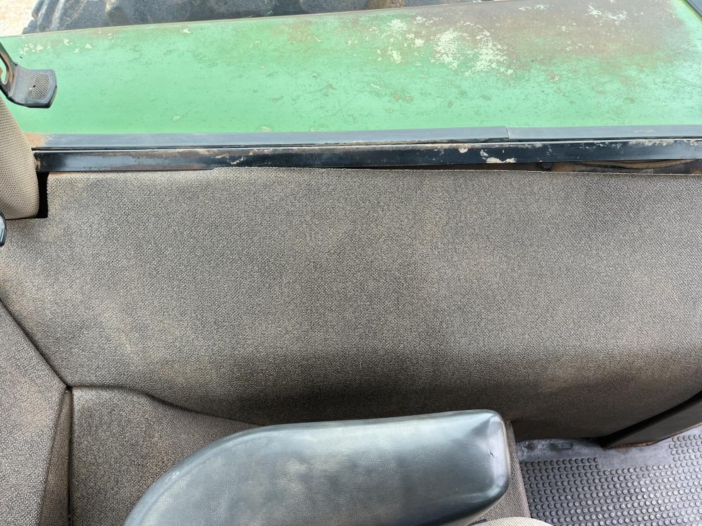 Image for 1991 John Deere 4755