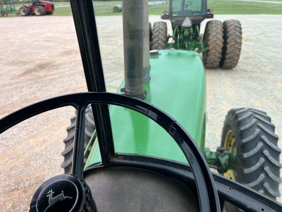 Image for 1991 John Deere 4755