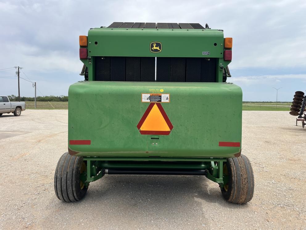 Image for 2002 John Deere 567
