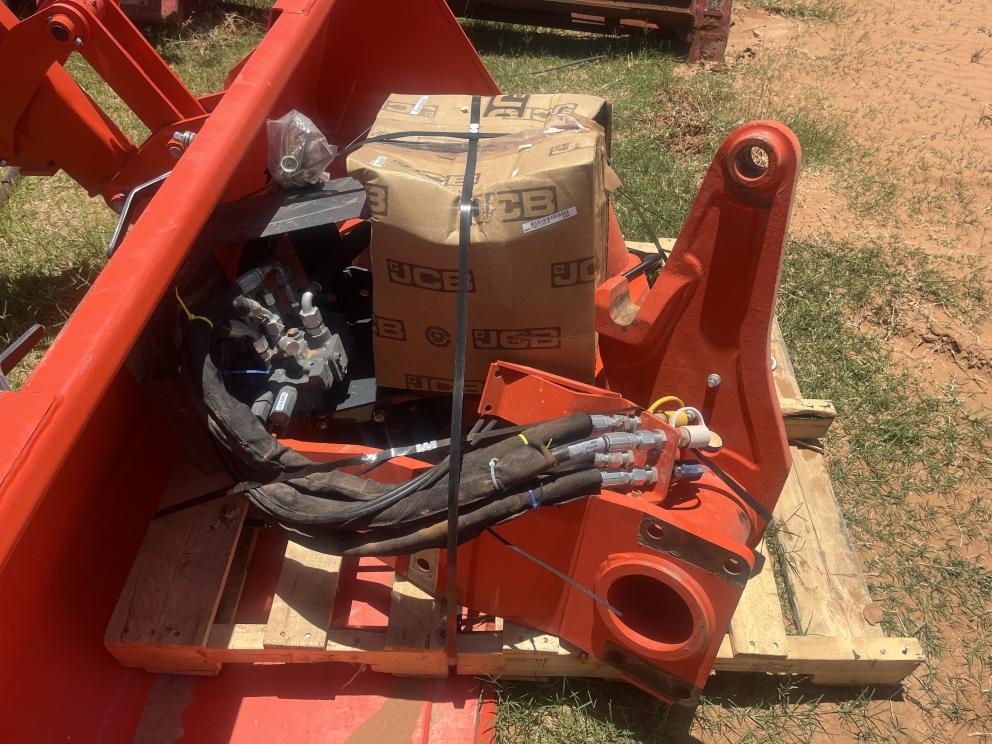 Image for 2023 Kubota LA1854